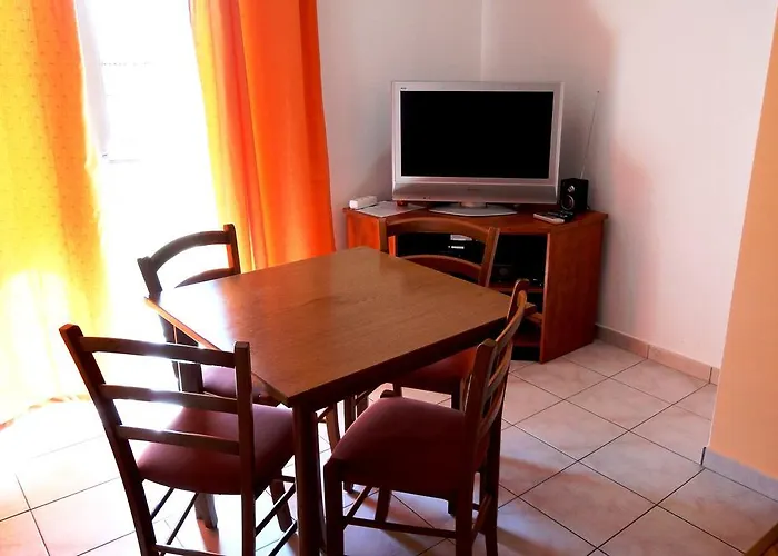 Super Odmor 公寓 图彻皮